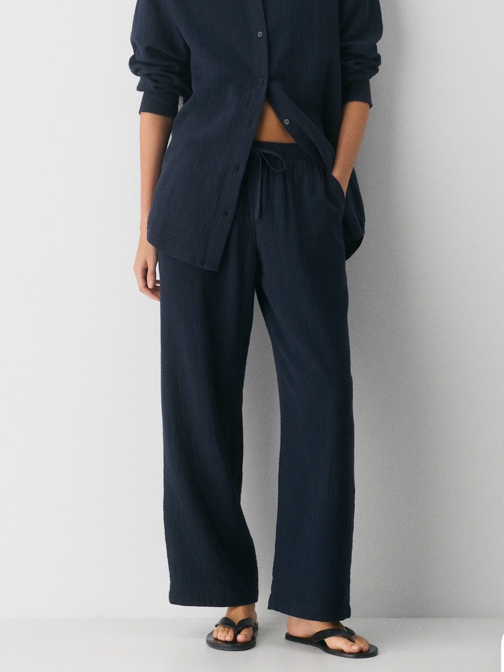 Aritzia AirPlush Cotton Sail Pant NWT Admiral Blue Size Medium Tall